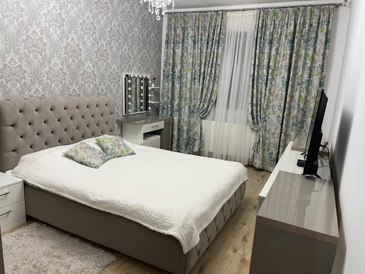 Urban Harmony Loft Apartment Bucharest Luaran gambar